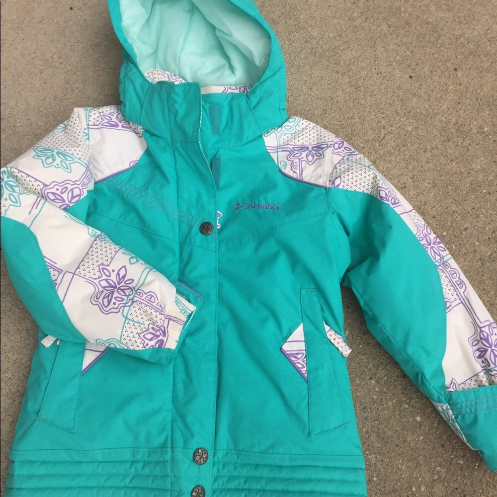 Girls 6/6x ski/snowboard jacket.